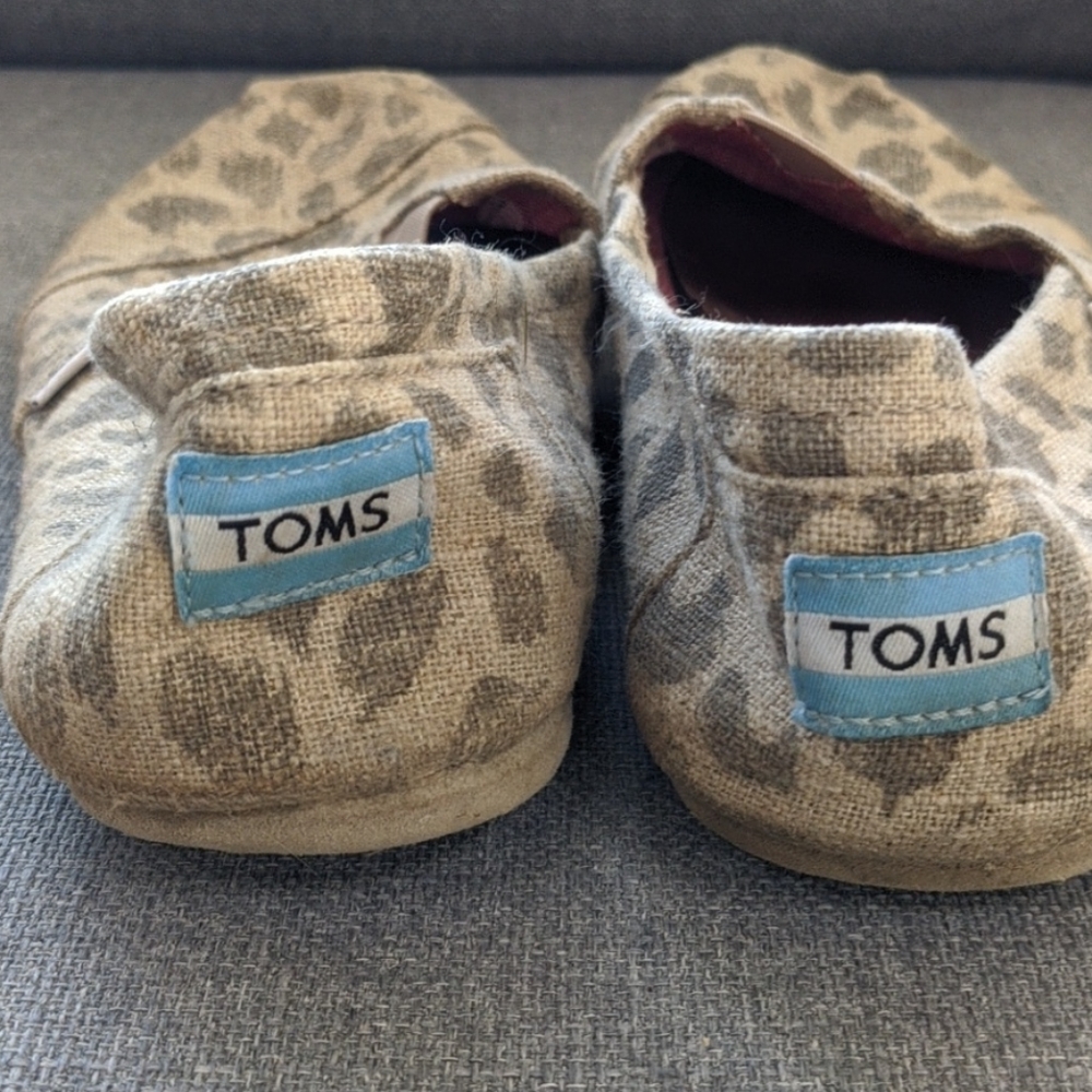 TOMS Animal prints shoes